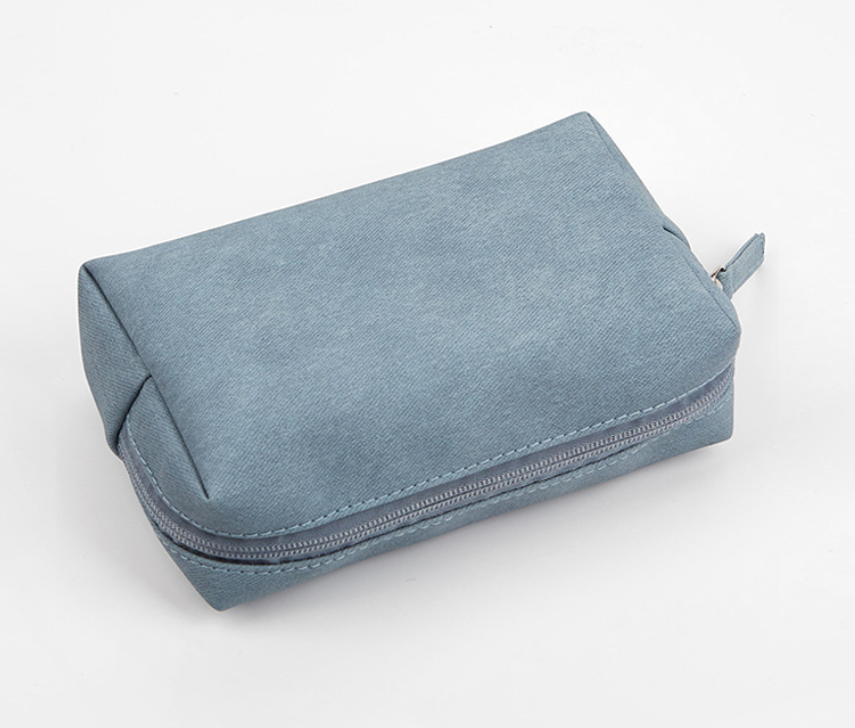 Minimalist PVC Makeup Bag | Travel & Cosmetic Pouch